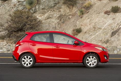 mazda mazda2 2014 photo