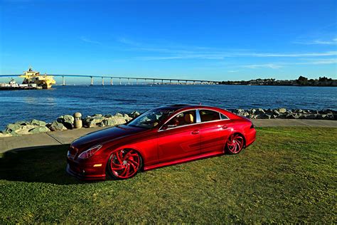 mercedes-benz cls550 photo