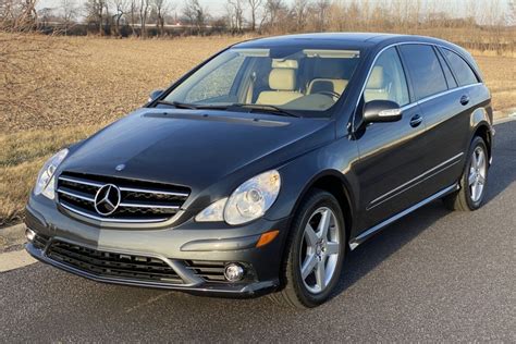 mercedes-benz r350 2010 photo
