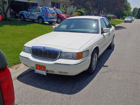 mercury grand marquis 2000 photo