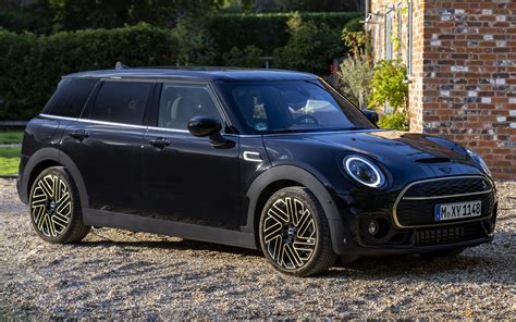 mini clubman 2022 photo