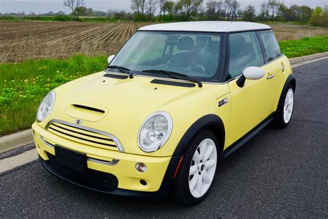 mini cooper 2003 photo