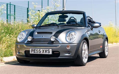 mini cooper convertible 2005 photo