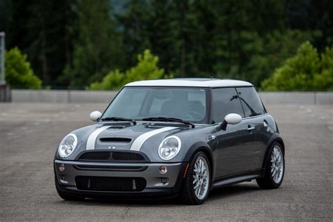 mini cooper s 2002 photo