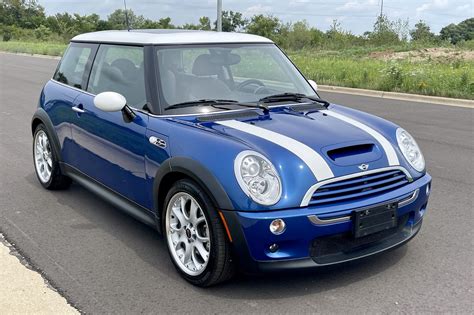 mini cooper s 2006 photo