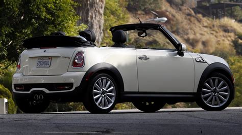 mini cooper s convertible 2010 photo