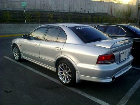 mitsubishi galant 2002 photo