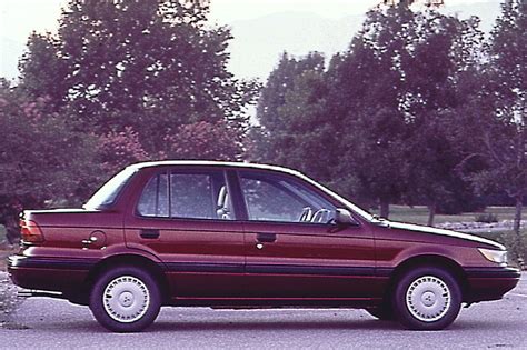 mitsubishi mirage 1990 photo