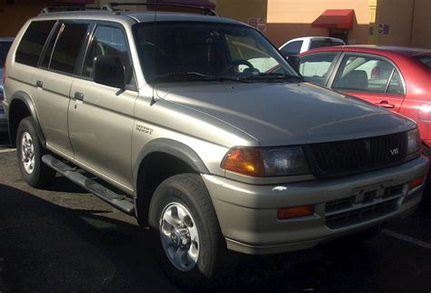 mitsubishi montero sport 1999 photo