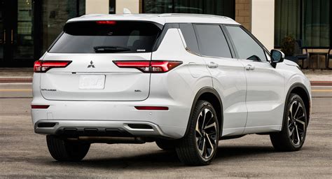 mitsubishi outlander phev 2022 photo