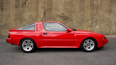 mitsubishi starion photo