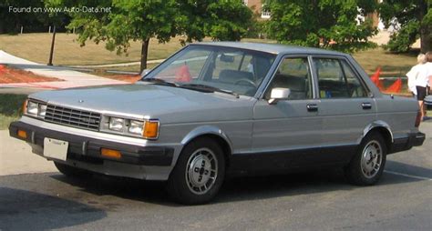 nissan maxima 1983 photo