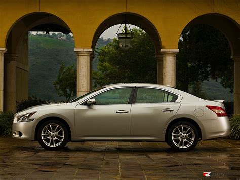 nissan maxima 2009 photo