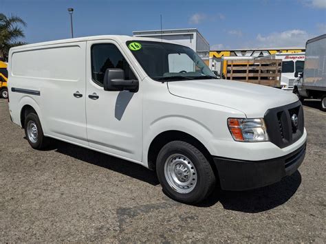 nissan nv2500 2016 photo