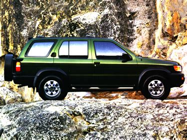 nissan pathfinder 1997 photo