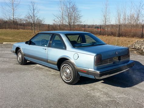 oldsmobile 88 1990 photo