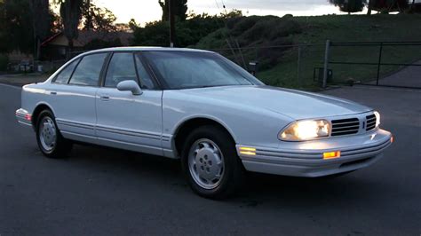 oldsmobile 88 1995 photo