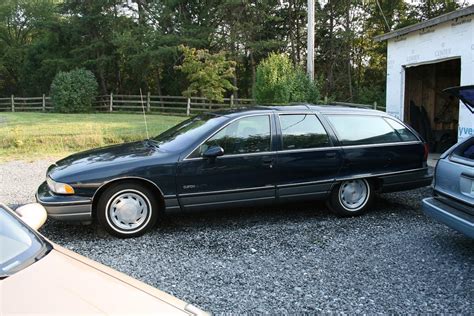 oldsmobile custom cruiser 1992 photo