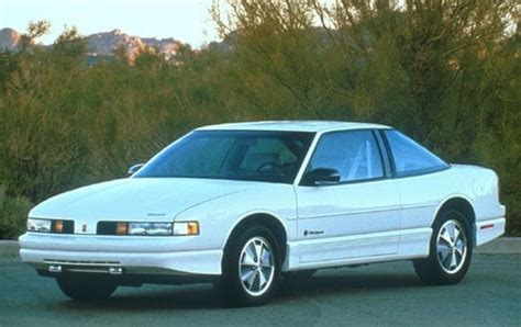 oldsmobile cutlass 1991 photo