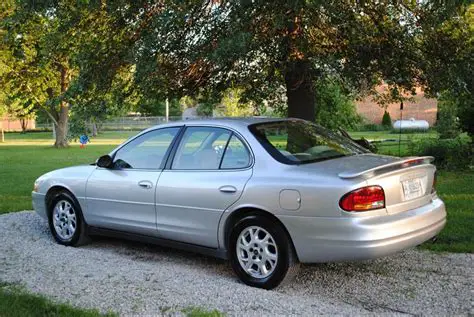 oldsmobile intrigue 2002 photo