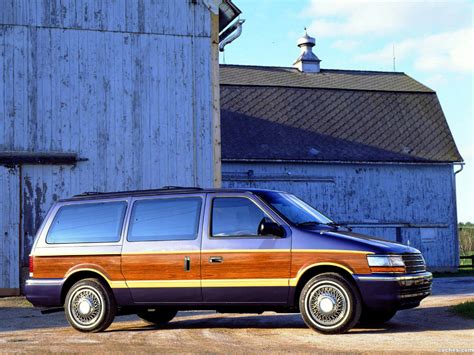 plymouth grand voyager 1991 photo