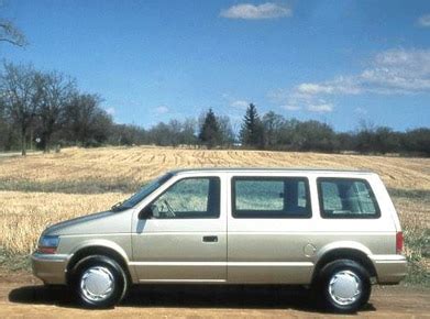 plymouth voyager photo