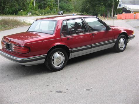 pontiac bonneville 1988 photo