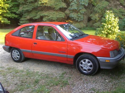 pontiac lemans 1991 photo