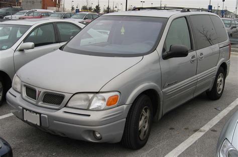 pontiac montana 2000 photo