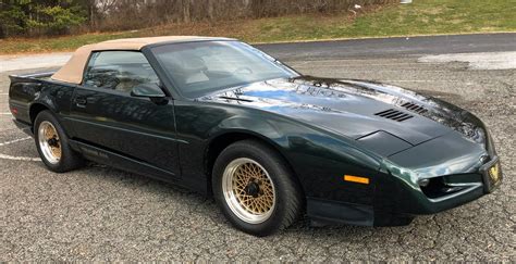 pontiac trans am 1992 photo