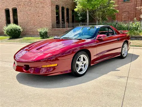 pontiac trans am 1995 photo