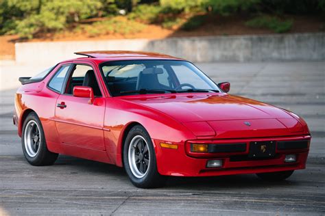 porsche 944 1985 photo