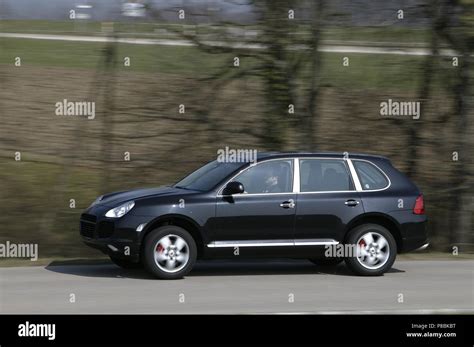 porsche cayenne turbo 2003 photo