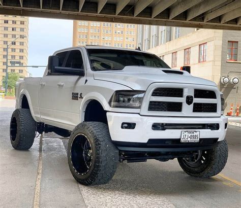 ram 2500 2012 photo