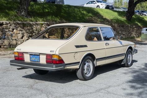 saab 900 1983 photo