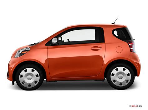 scion iq 2013 photo