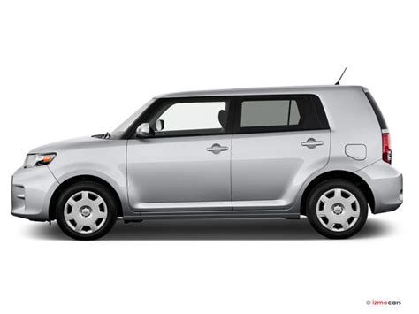 scion xb 2012 photo