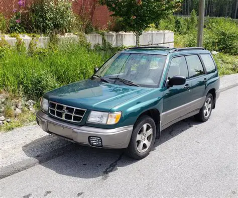 subaru forester 1998 photo