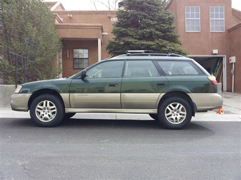 subaru outback 2000 photo