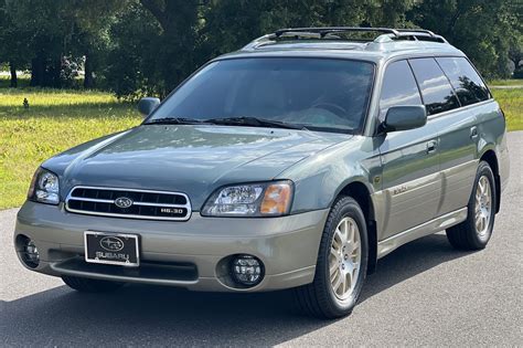 subaru outback 2001 photo