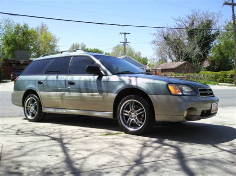 subaru outback 2002 photo