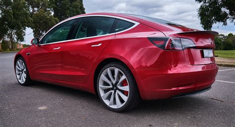 tesla model 3 2021 photo