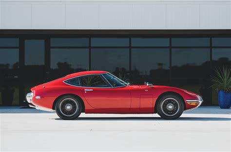 toyota 2000gt photo