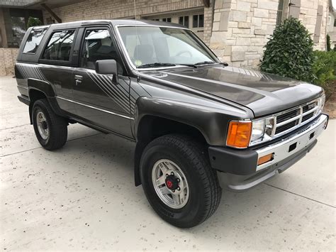 toyota 4runner 1987 photo