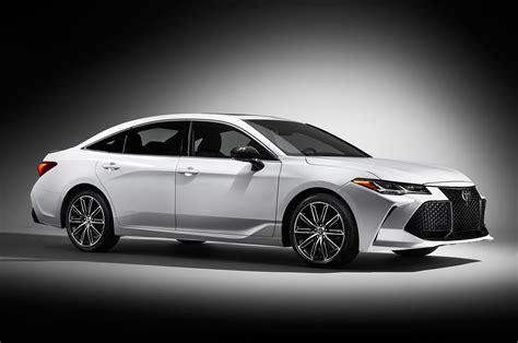 toyota avalon 2019 photo