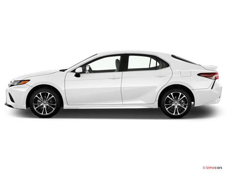 toyota camry 2018 photo