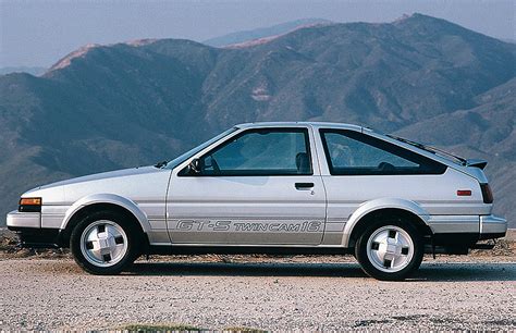 toyota corolla 1985 photo