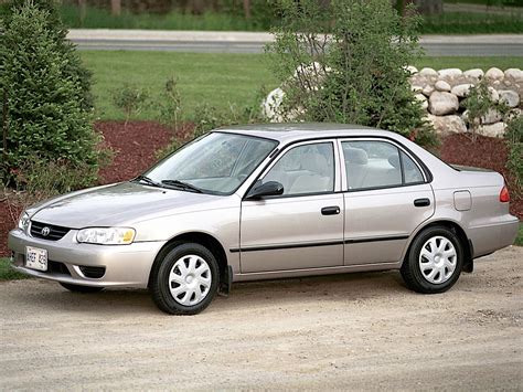 toyota corolla 2000 photo