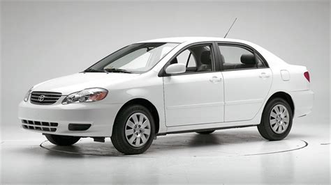 toyota corolla 2004 photo