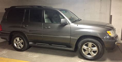 toyota lx470 photo